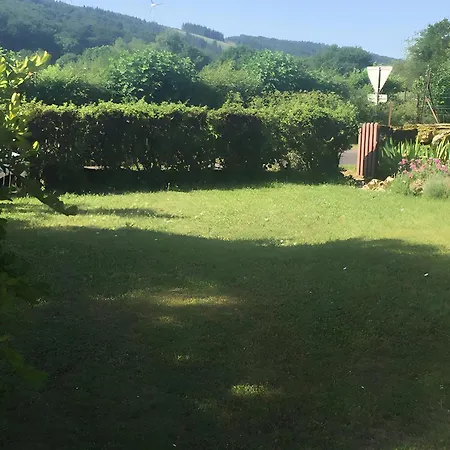 La Nyaraló Salles-Curan