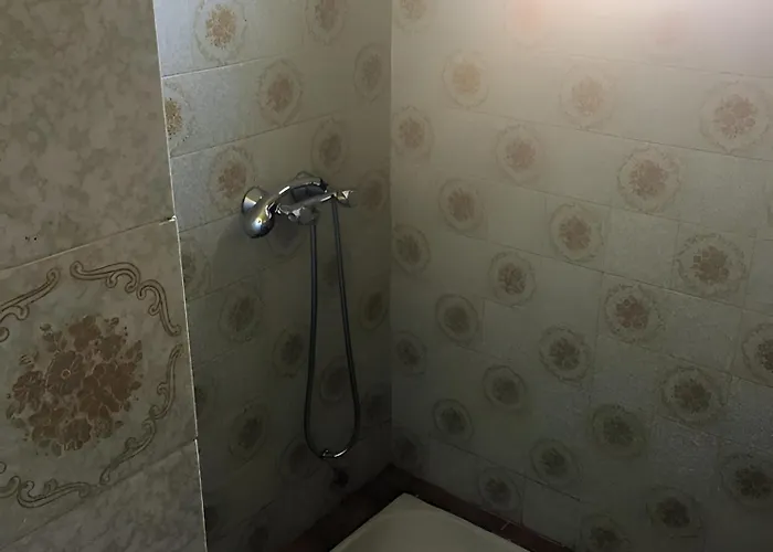 Hébergement de vacances La Salles-Curan